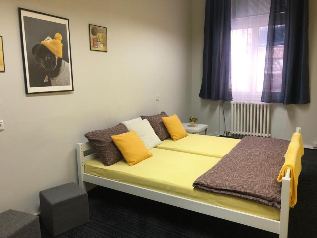 Spacious Tuzlaks Apartments Sarajevo Ferhadija Экстерьер фото