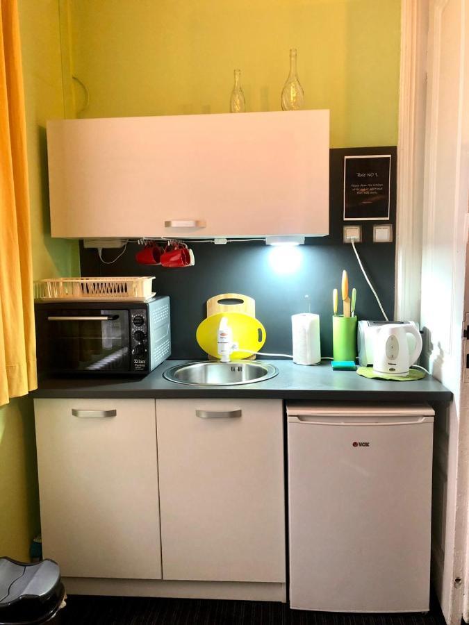 Spacious Tuzlaks Apartments Sarajevo Ferhadija Экстерьер фото
